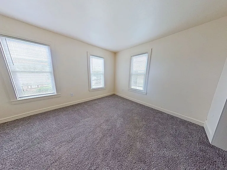 122 Church St — Photo 5