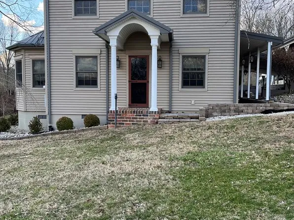 294 Sargent Rd, Argillite, KY 41121