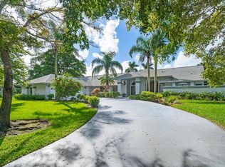 2010 Windsock Way, Wellington, FL 33414