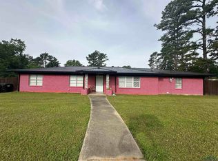 1821 Swan St, Longview, TX 75604