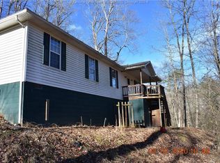 108 Dam Rd, Scott Depot, WV 25560