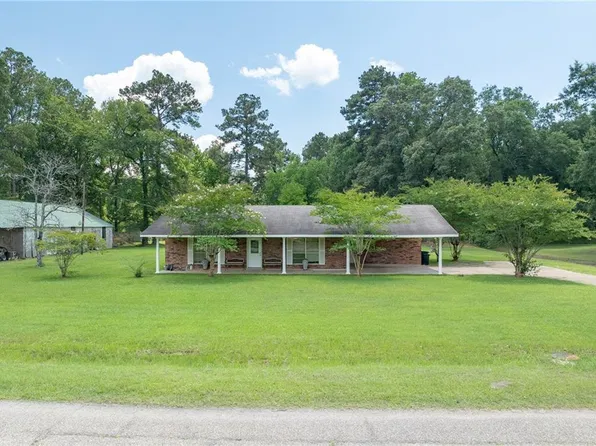 209 E North Loop, Oakdale, LA 71463