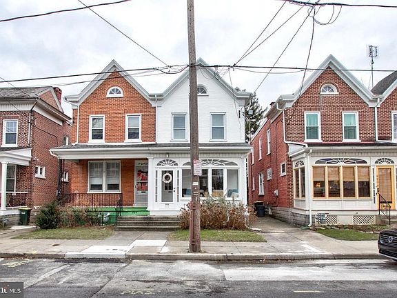 3rd image of 622 Hamilton St