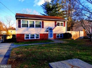 1337 E Longview Dr, Woodbridge, VA 22191