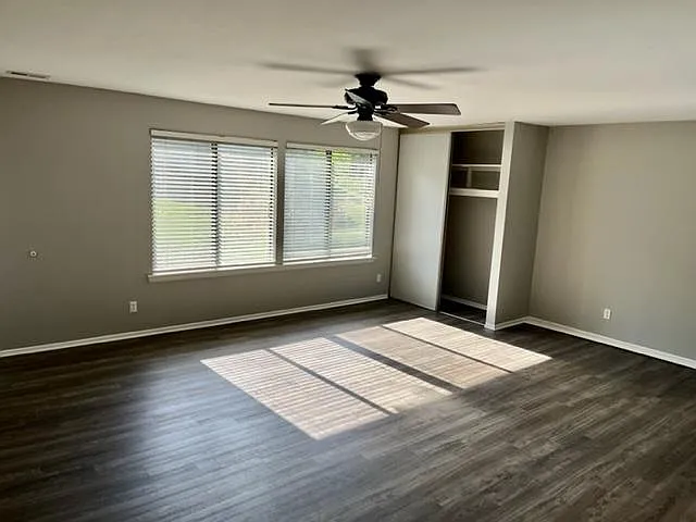 2 bed, 1148 sqft, $2,300 — Photo 2