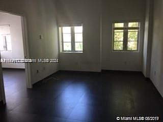 5th image of 1600 Euclid Ave APT 202