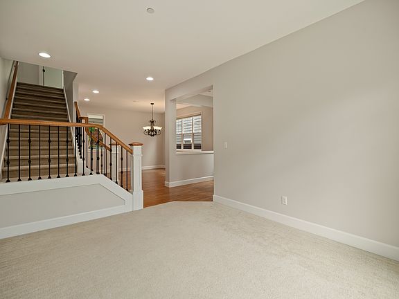 5th image of 34610 SE Leitz St
