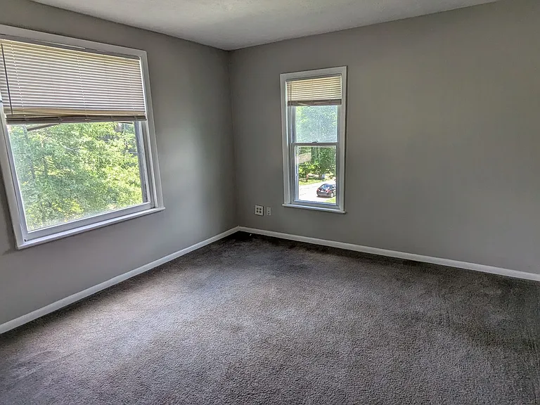 498 Gage St — Photo 24