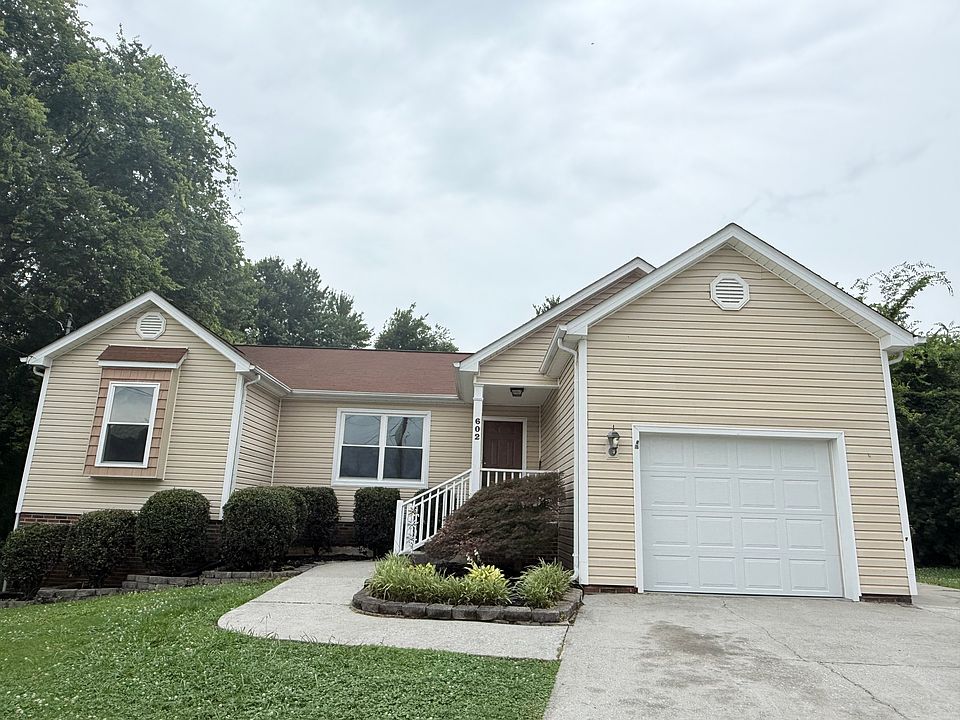 1st image of 602 Blackburn Dr