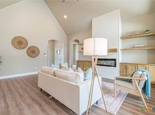 237 Colt Dylan Dr, Canyon Lake, TX 78133