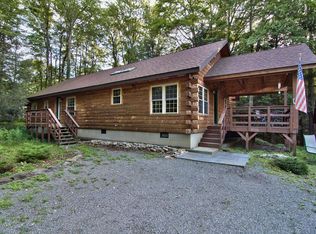 108 God Sent Ct, Greentown, PA 18426