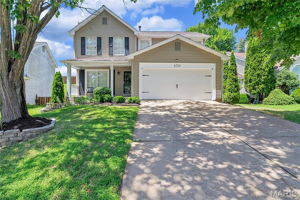 430 Oak Glen Dr photo 1