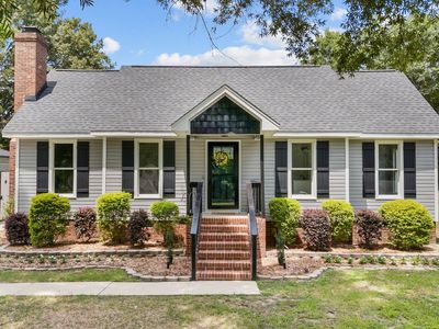 2405 Pine Ln, Clayton, NC, 27520