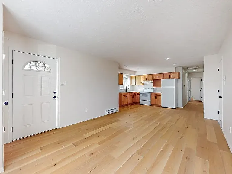 6023 Redlands Rd NW — Photo 5