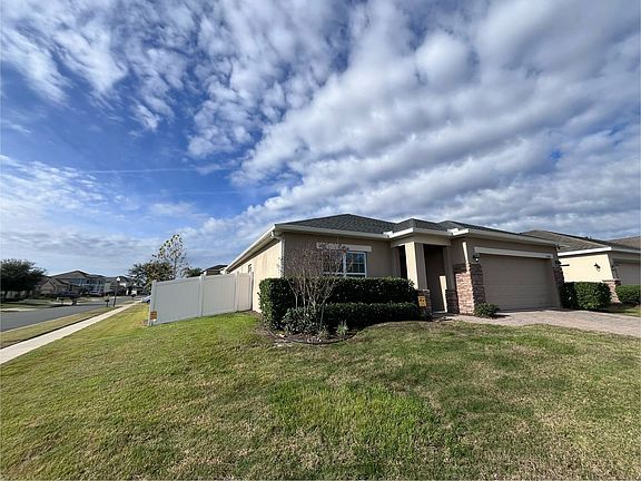 3rd image of 23534 Companero Dr