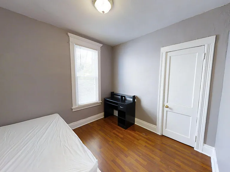 1316 E Genesee St #3 — Photo 7