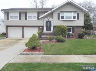 16 Mariani Dr, Little Ferry, NJ 07643