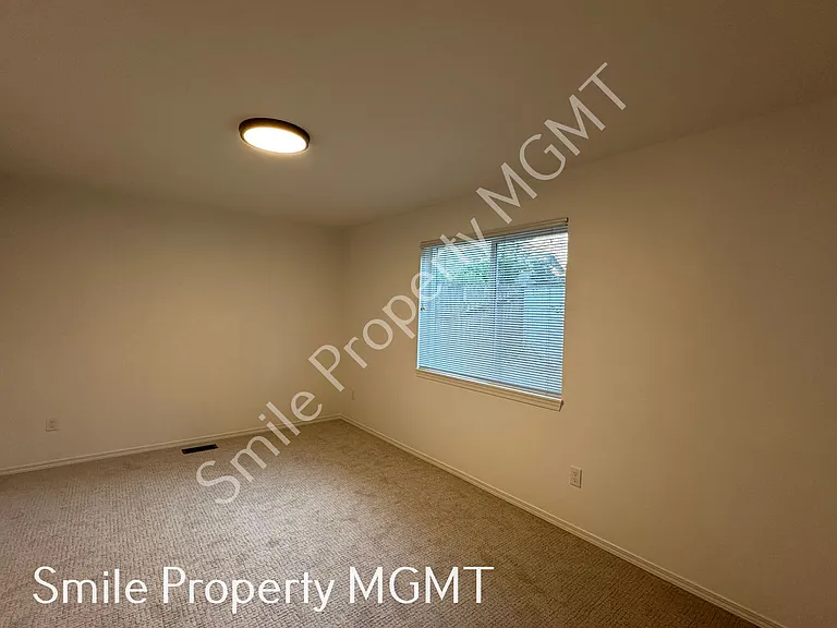 13637 SE Ellen Dr — Photo 13