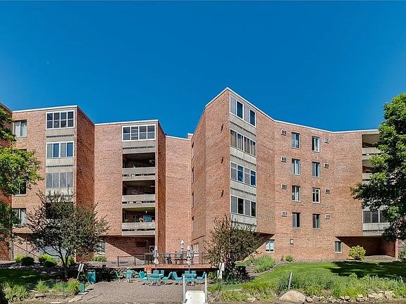 Lakeside outside deck for the community