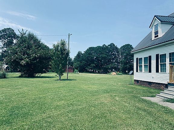 5th image of 848 Pinewood Rd