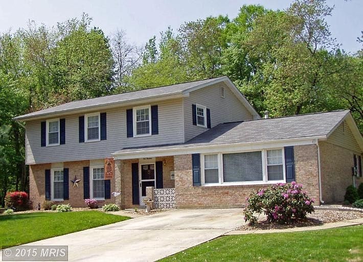 419 University Drive