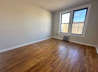 1522 Eastern Pkwy APT 4D, Brooklyn, NY 11233