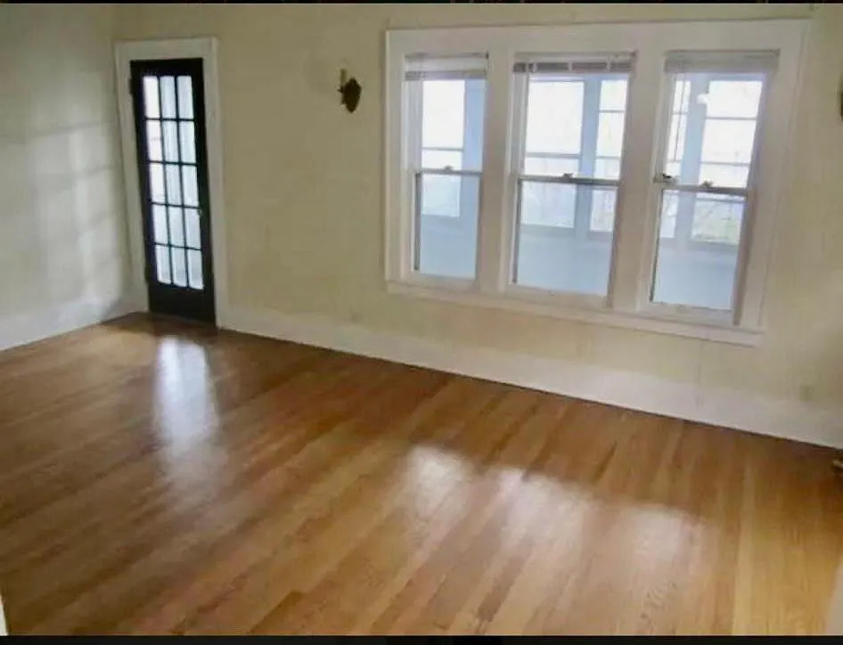 Building Photo - 519 Tennyson Ave #2