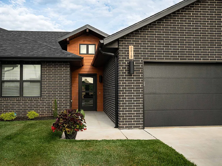 Villas at Anthony Park — Photo 85