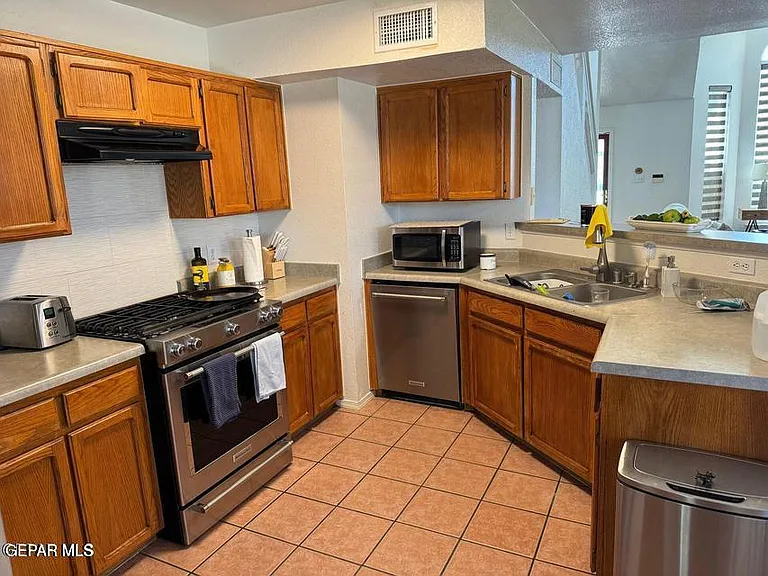 1485 Desierto Rico Ave — Photo 5