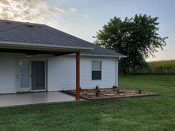 3rd image of 21351 Highway 41