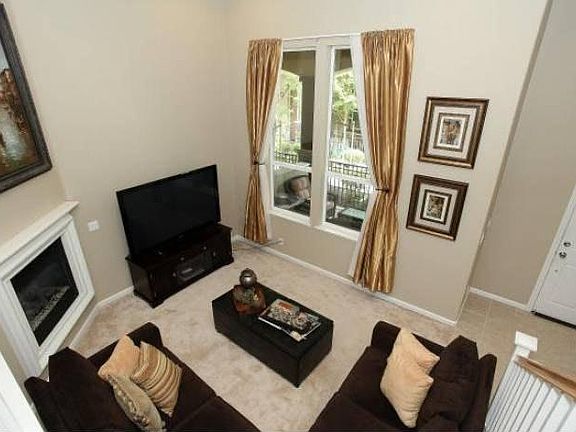 5th image of 2204 Mendocino Ln