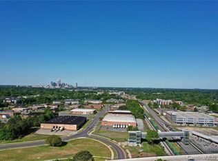 3909 Bearwood Ave, Charlotte, NC 28205