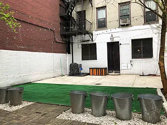 Rented by Lindemar LLC