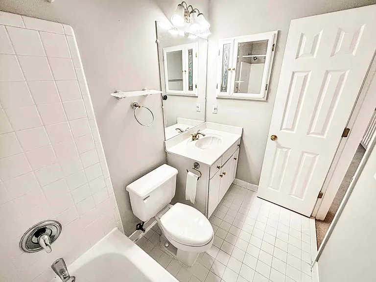 2092 Drogheda Ln — Photo 26