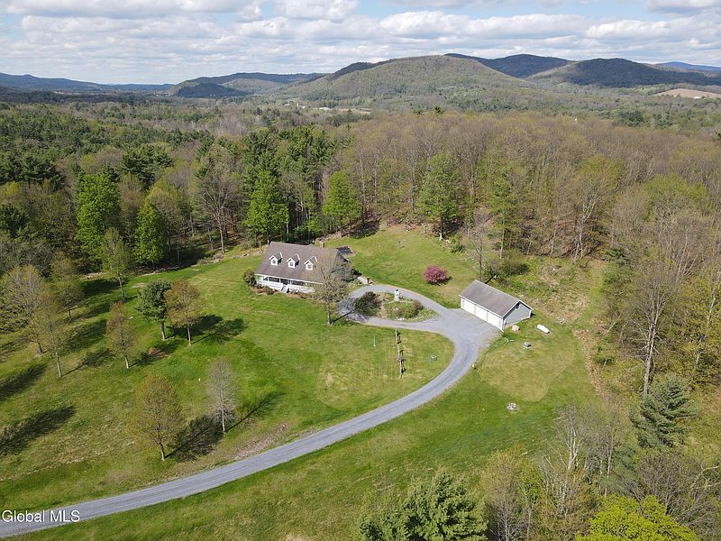 2nd image of 224 Turnpike Road