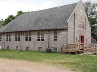 1825 Iowa Ave, Clinton, IA 52732