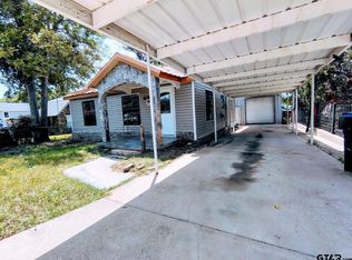 211 Watkins St, Longview, TX 75604