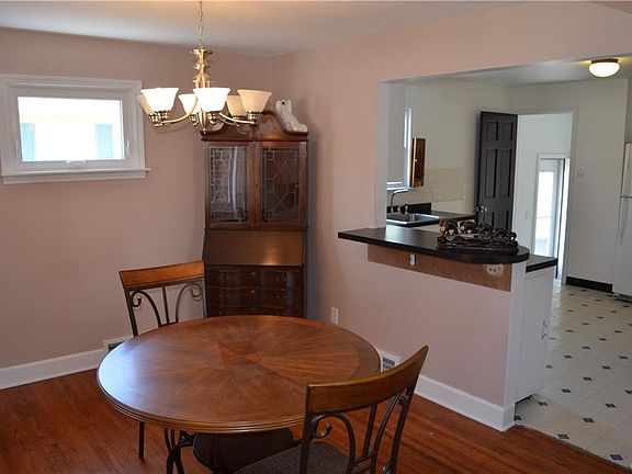 4th image of 184 Hamilton Blvd