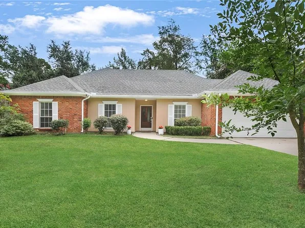 202 Richland Dr E, Mandeville, LA 70448
