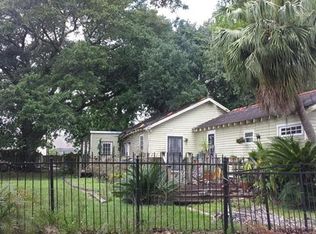 3122 Touro St, New Orleans, LA 70122
