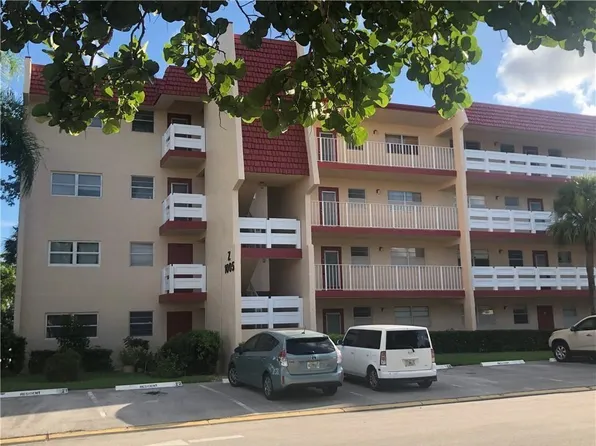1005 Country Club Dr APT 303, Pompano Beach, FL 33063
