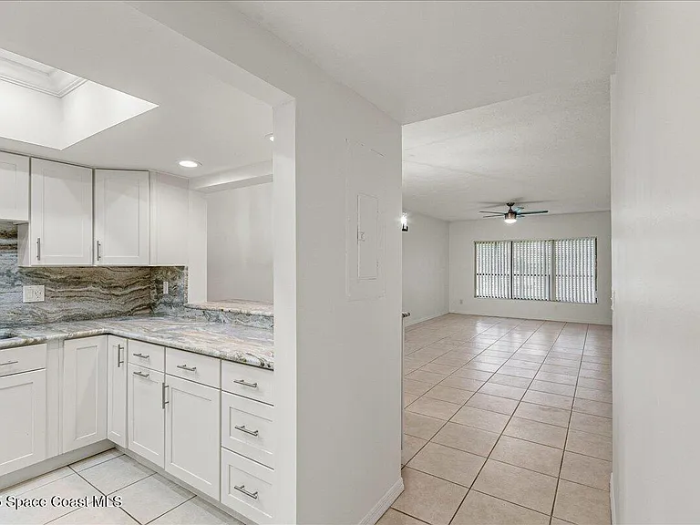 6165 S Mirror Lake Dr #103 — Photo 8