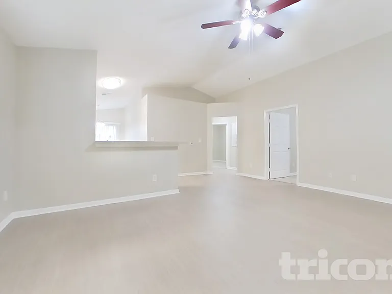 3103 Kelling St — Photo 2