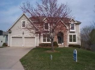 8353 Hallet St, Lenexa, KS 66215