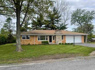 65923 Kenilworth Rd, Lakeville, IN 46536