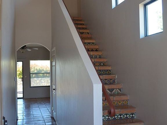 2nd image of 550 El Molino Blvd