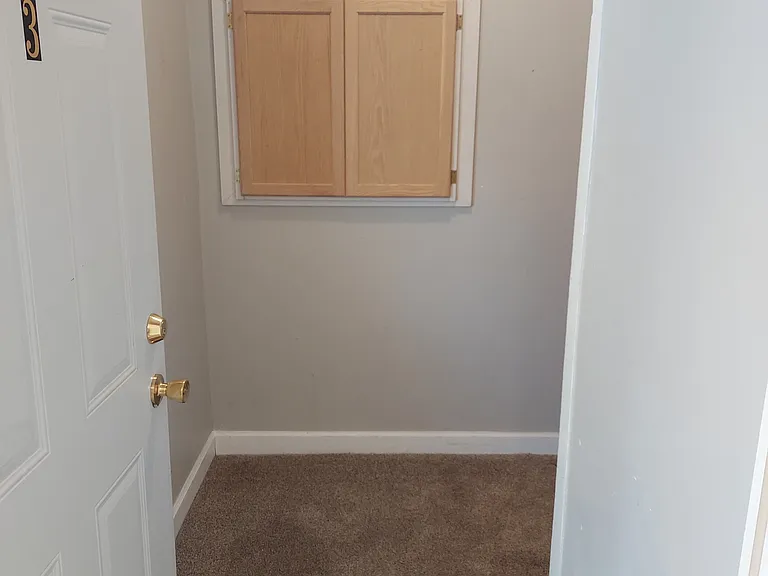 236 Cypress St S #3 — Photo 3