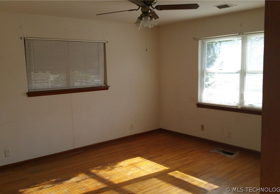 2nd image of 2219 S 104th East Ave