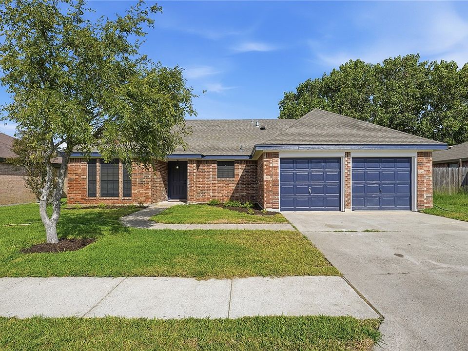 1st image of 2087 Sabal Dr