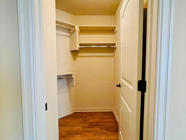 10932 S 77th Pl E — Photo 10